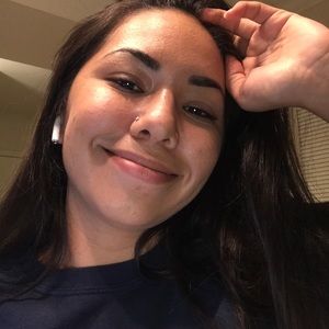 Meet your Posher, Evelyn